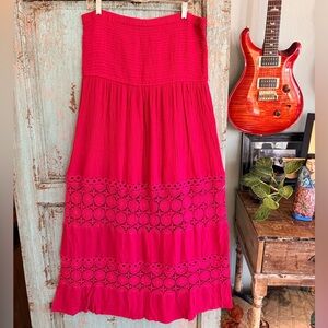 Chelsea 28 Fuchsia Crochet Strapless Pink Maxi Dress (XXL)